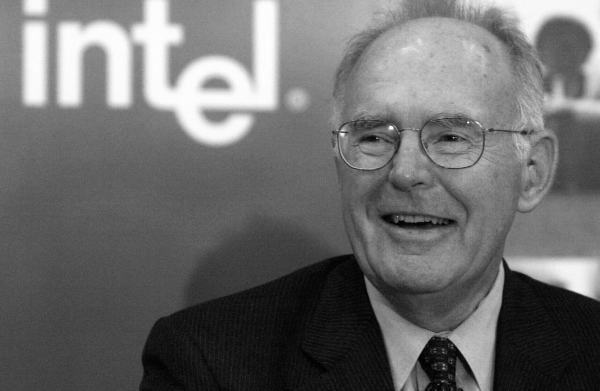 Умер основатель Intel Гордон Мур, автор «закона Мура»0