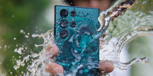Что делать, если Samsung Galaxy не заряжается после попадания в воду0