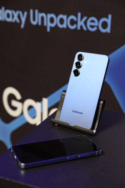 МТС открыла предзаказ на все модели Samsung Galaxy S25. Да, уже в России1
