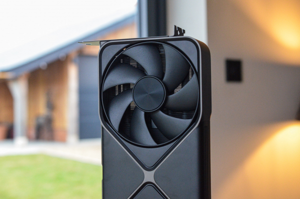 Вышли первые обзоры видеокарты Nvidia RTX 5090. Не всё идеально2