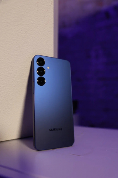 МТС открыла предзаказ на все модели Samsung Galaxy S25. Да, уже в России2