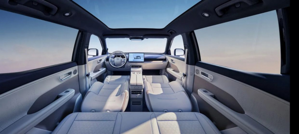Toyota выпустила самый дешевый электромобиль bZ3X. Стоит всего $15 тысяч5