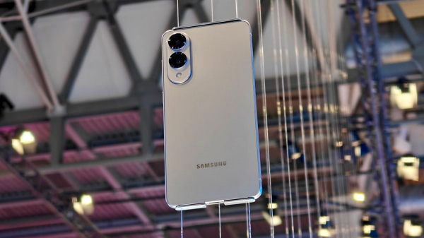 Samsung Galaxy S25 Edge представят в следующем месяце0